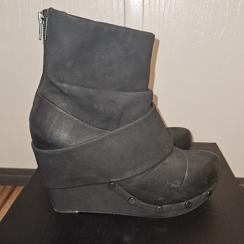 Dope OTBT platforms with studs 7.5 M
